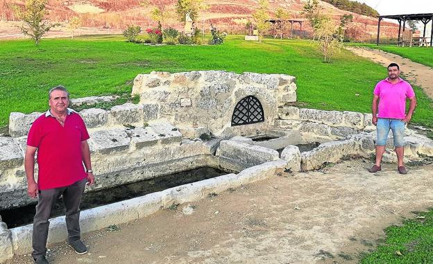 Valverde de Campos recupera el entorno de la fuente vieja como zona recreativa