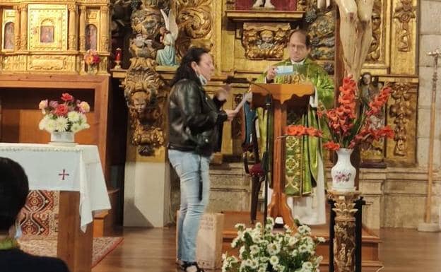 Alfredo Fernández Giménez se despide de las parroquias de Herguijuela y Sotoserrano