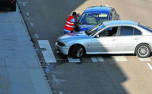 Cuatro heridos leves en dos accidentes en pleno casco urbano de Cuéllar