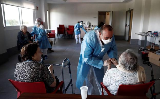 La Junta confirma un nuevo brote en una residencia de personas mayores en Soria