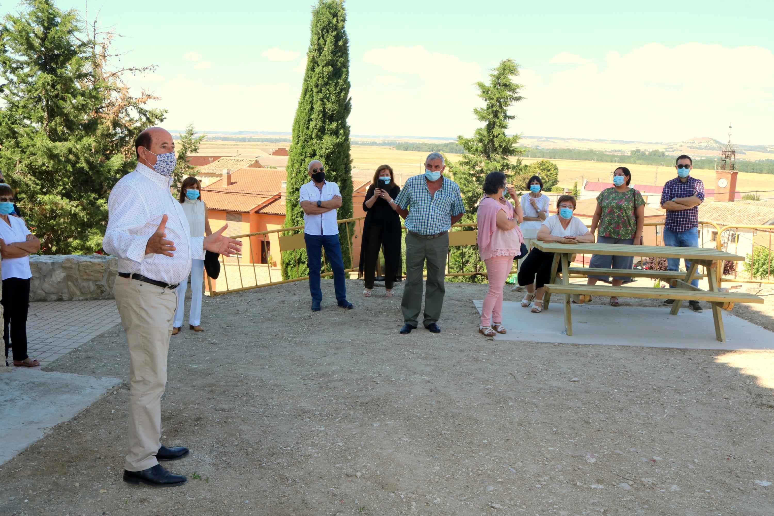 Reinoso de Cerrato inaugura el Balcón del Cotarro