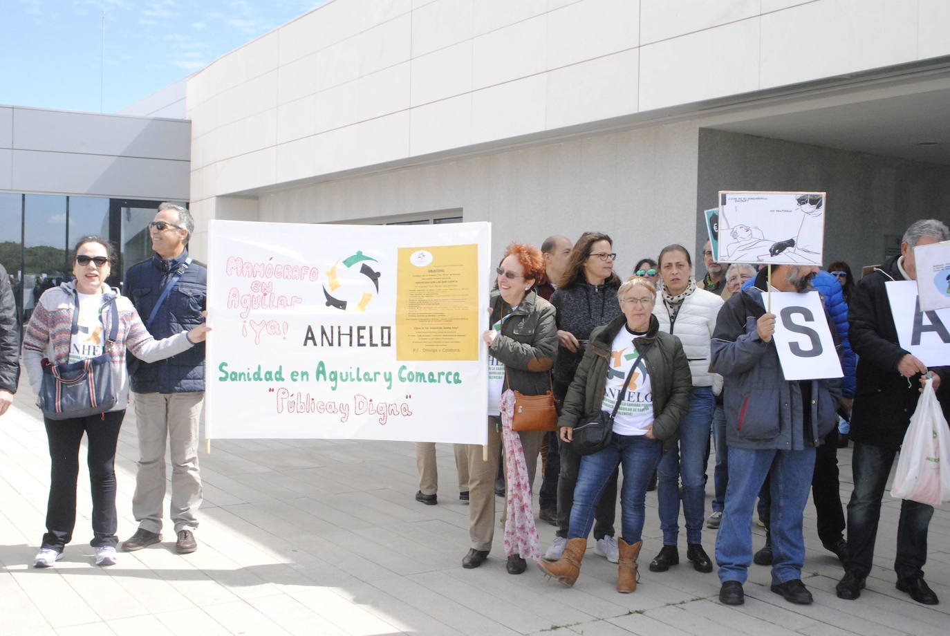 El acuerdo para atender a pacientes de Palencia en el hospital de Reinosa se firmará este mes