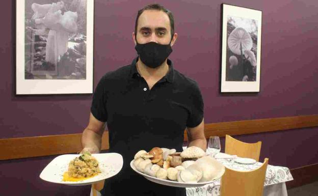 El otoño en el plato con un arroz con secreto y setas