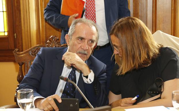 El pleno repetirá una votación ya que debe ausentarse el concejal de Urbanismo