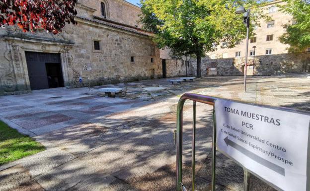 La parroquia de Sancti Spiritus cede un local para las pruebas PCR del centro de salud vecino