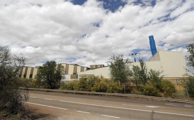 Herido grave un ciclista al ser arrollado por un coche en la carretera de Fuensaldaña en Valladolid