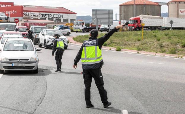 Once detenidos en Miranda de Ebro por resistirse al desalojo de una fiesta en pleno confinamiento
