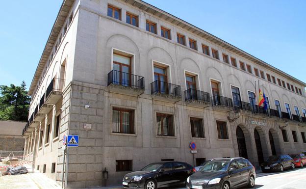 Condenado a dos años de cárcel por lesiones en una pelea entre borrachos a las puertas de una discoteca de Segovia