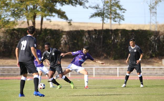 Debut y derrota del Palencia Cristo en Salamanca