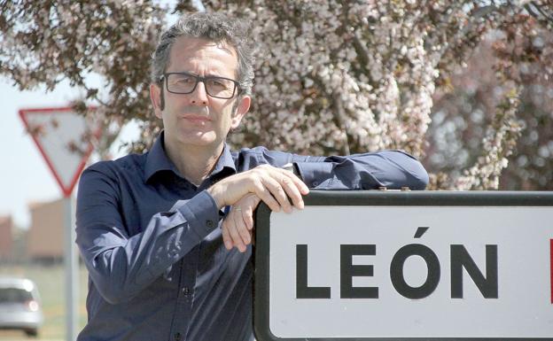 Ángel Pérez Pueyo, uno de los mejores docentes del mundo: «Te haces cómodo cuando piensas que un alumno no podría ser tu hijo»