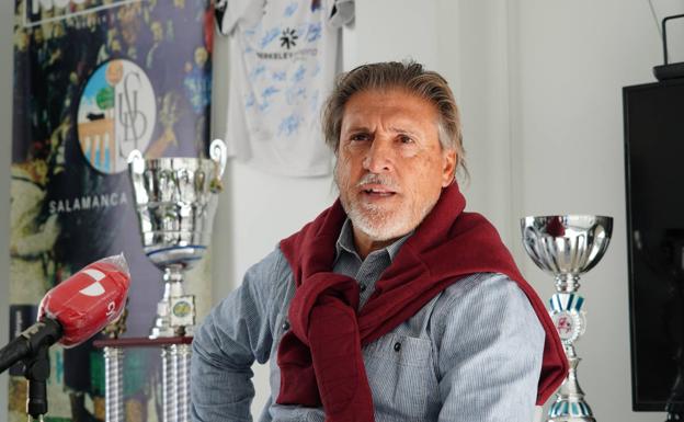 Sergio Egea: «El público es lo más importante, nosotros jugamos para ellos y el fútbol sin público parece como que no existiera»