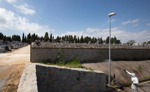 El protocolo que debes conocer para acudir al Cementerio de Ávila el Día de Todos los Santos