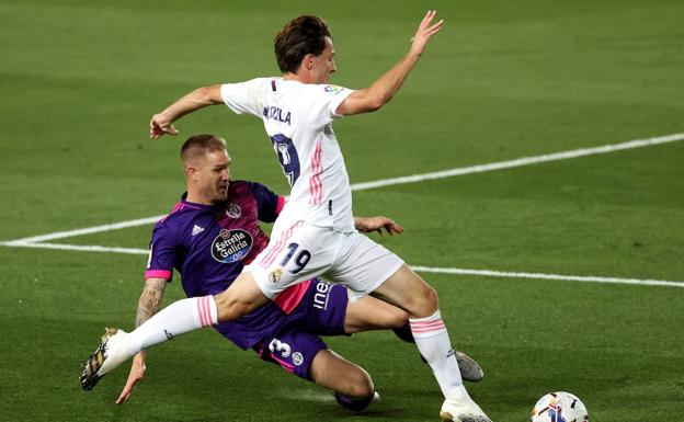 Carnero vincula el trabajo diario con la futura mejoría del Real Valladolid