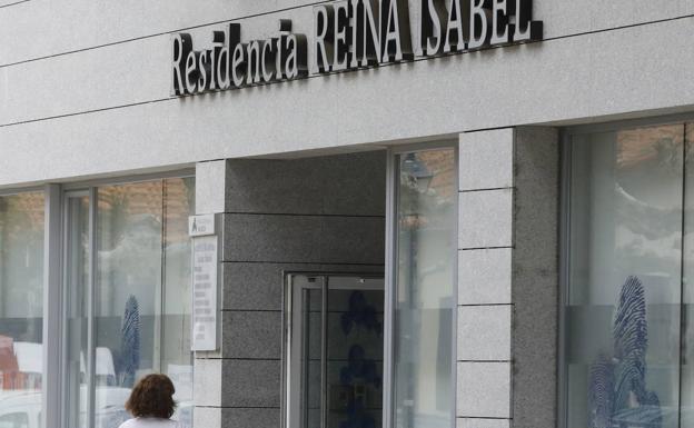 Reina Isabel y Doña Sol continúan libres de covid, a pesar de los brotes en tres centros de su grupo