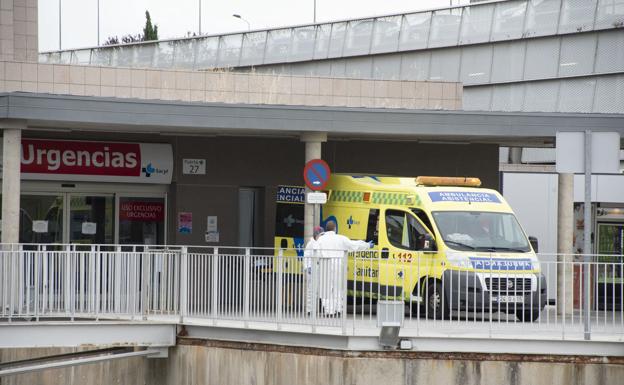 Ingresa en el Hospital General un paciente de la UCI de Medina del Campo