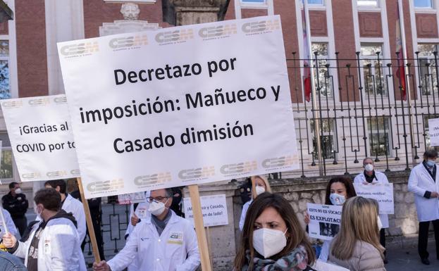 Los sanitarios abulenses plantan cara al 'decretazo'