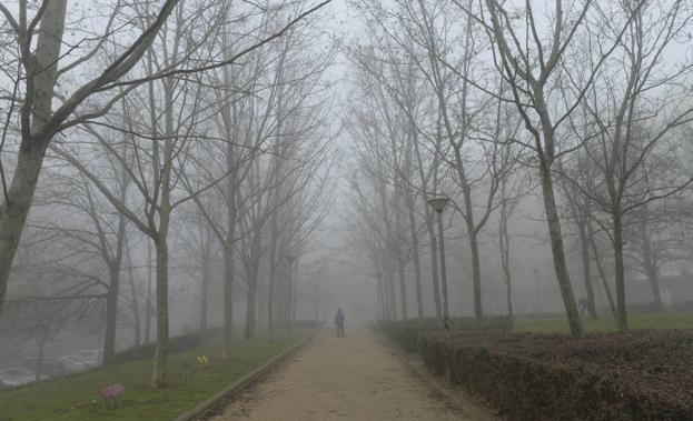 La niebla condiciona la circulación en cuatro tramos de carreteras de Segovia