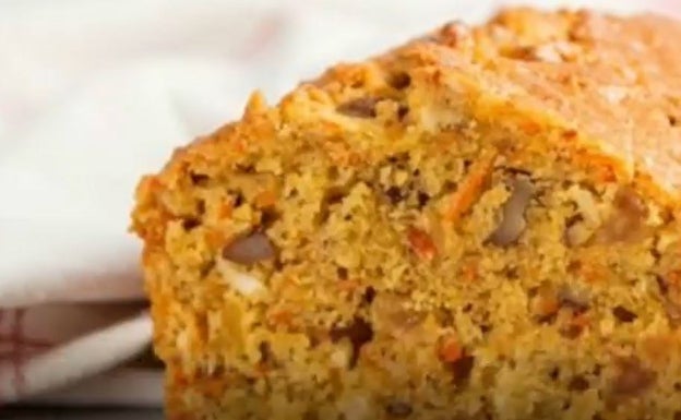 Esponjoso bizcocho de zanahoria