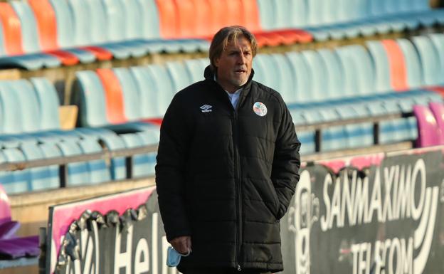 Sergio Egea y el Salamanca UDS se la juegan en Pontevedra