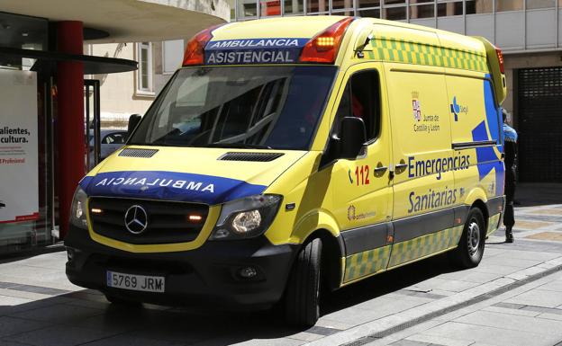 Herido un varón de 31 años tras chocar su coche con un autobús en un polígono de Burgos