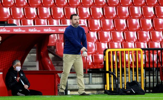 Sergio confía en repetir el once titular del Real Valladolid ante el Levante