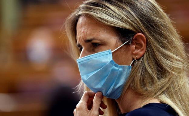 Álvarez de Toledo reprocha a Casado que «no existe la violencia contra la mujer por el hecho de ser mujer»