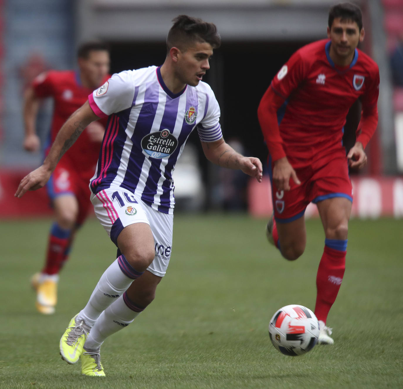 Numancia y Real Valladolid Promesas se reparten los puntos 2-2