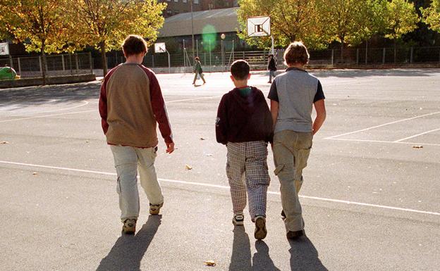 Unos 12.500 jóvenes de la comunidad ejercieron el año pasado violencia verbal contra sus padres