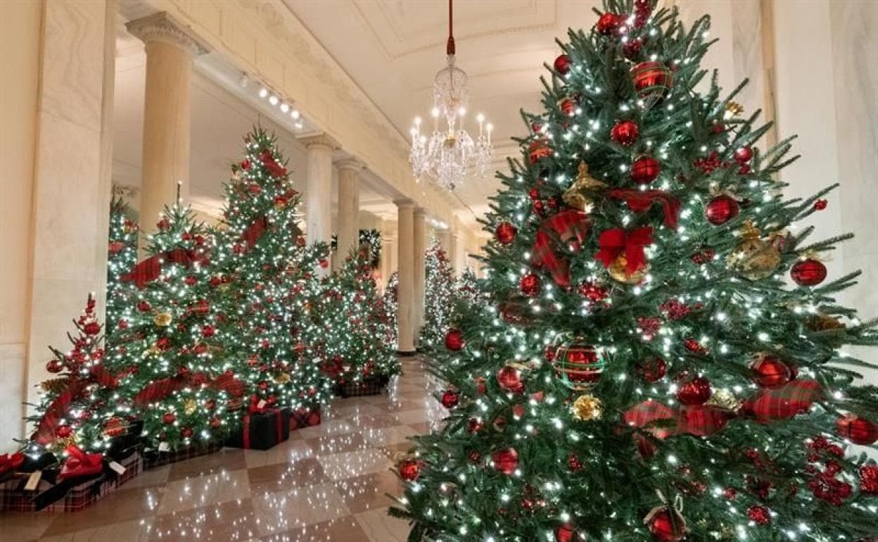 Melania Trump muestra la decoración navideña de la Casa Blanca tras  polémica | El Norte de Castilla