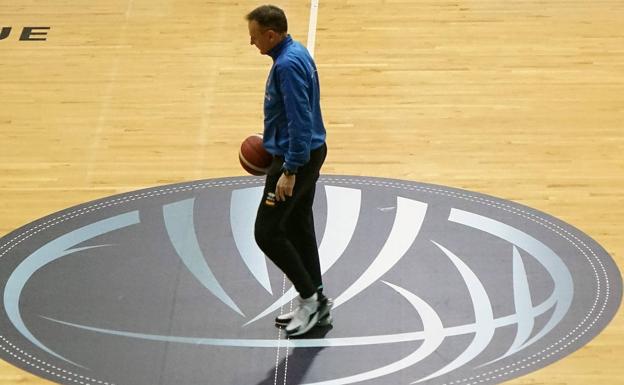 Íñiguez: «Ahora el CB Avenida necesita mucha humildad porque el viernes ante Kursk será muy distinto»