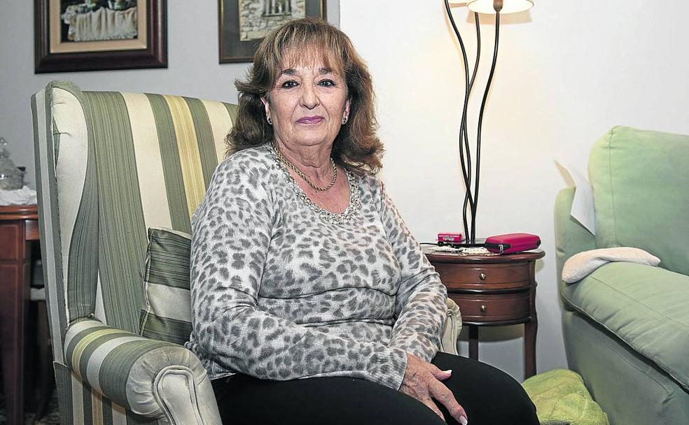 «Habían pasado ya varios meses y el pelo se me caía a puñados»