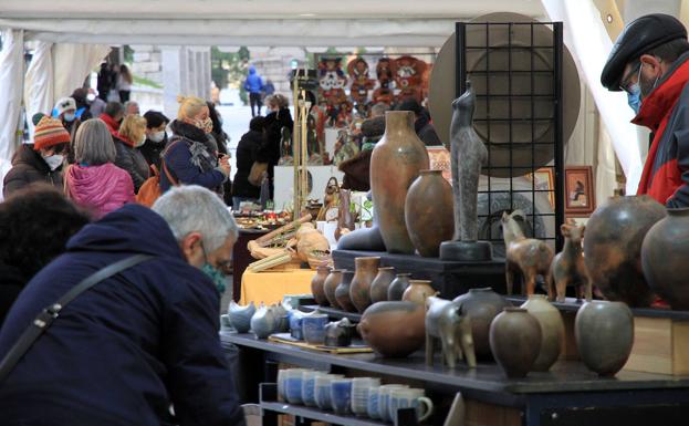 La veterana feria de la cerámica vuelve a tomar Segovia: «Estar en el taller tantos meses solo ha sido una locura»