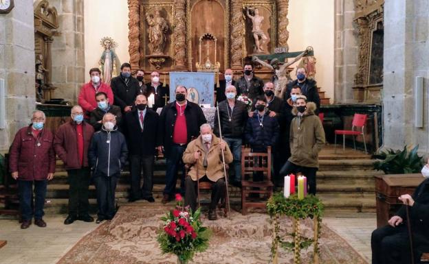La Cofradía de la Inmaculada de Sequeros reduce su fiesta a la misa y a la asamblea