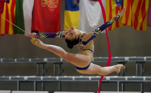 El Club Rítmica Salamanca, entre los diez mejores de España en júnior, sénior y primera categoría