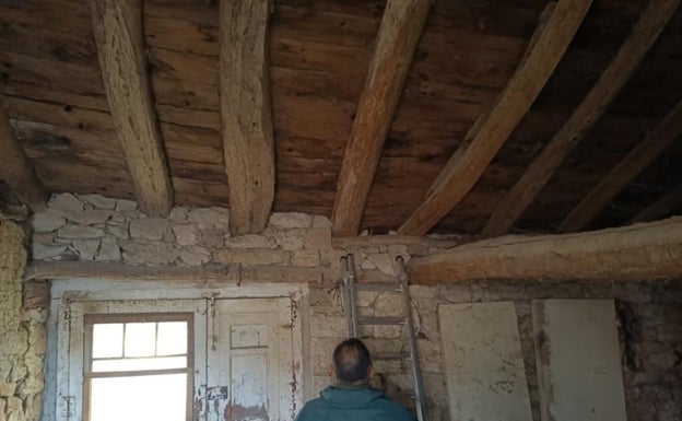 La Guardia Civil destruye tres proyectiles de la guerra civil que se encontraban en Barahona