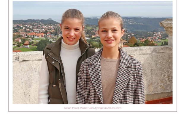 Los Reyes ceden el protagonismo a sus hijas en la felicitación navideña