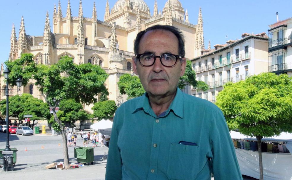 El maestro distante