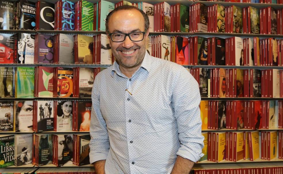 Pastas, champán y uvas