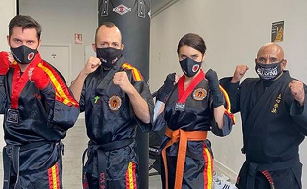 Pilar Rubio consigue el cinturón naranja de kick boxing