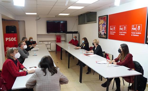 El PSOE carga contra PPy Cs por impedir investigar las muertes en las residencias