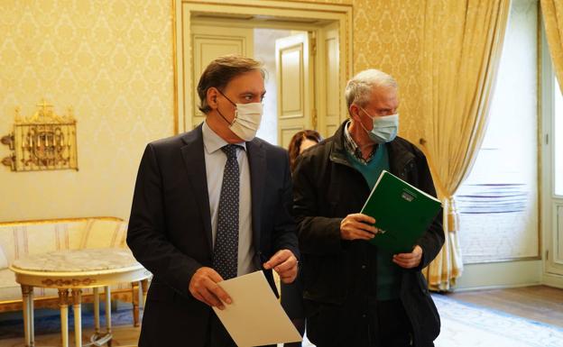 Jesús Málaga explora la historia de Salamanca en los convulsos años desde 1924 a 1939