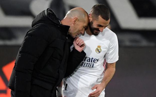 Benzema dispara su influencia en un Madrid que recupera a Hazard