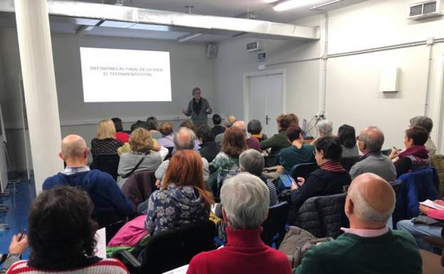 Cuatro o cinco personas demandarán morir por eutanasia a la semana en Castilla y León