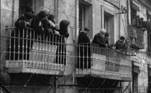 Los legionarios veteranos protestan por las «mentiras» del documental sobre Unamuno