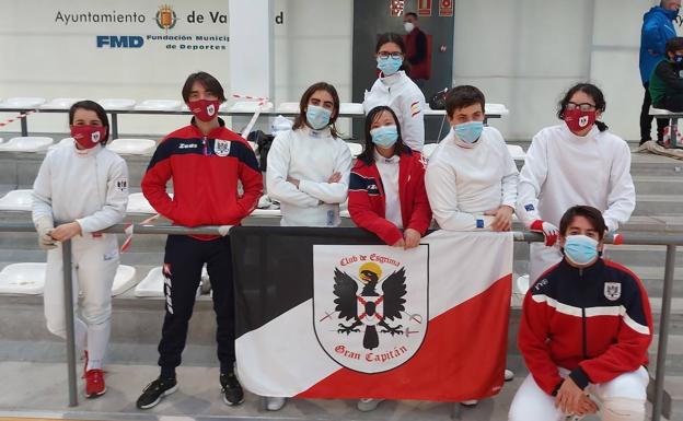 Dos bronces para el Gran Capitán de Salamanca en el Campeonato regional de esgrima