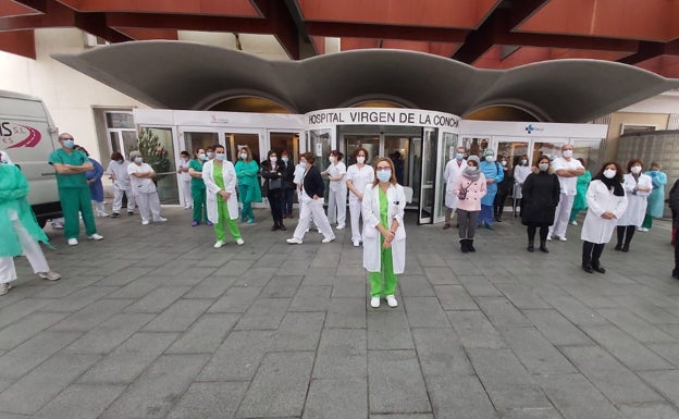 Un callado homenaje a la primera sanitaria de Zamora fallecida por covid