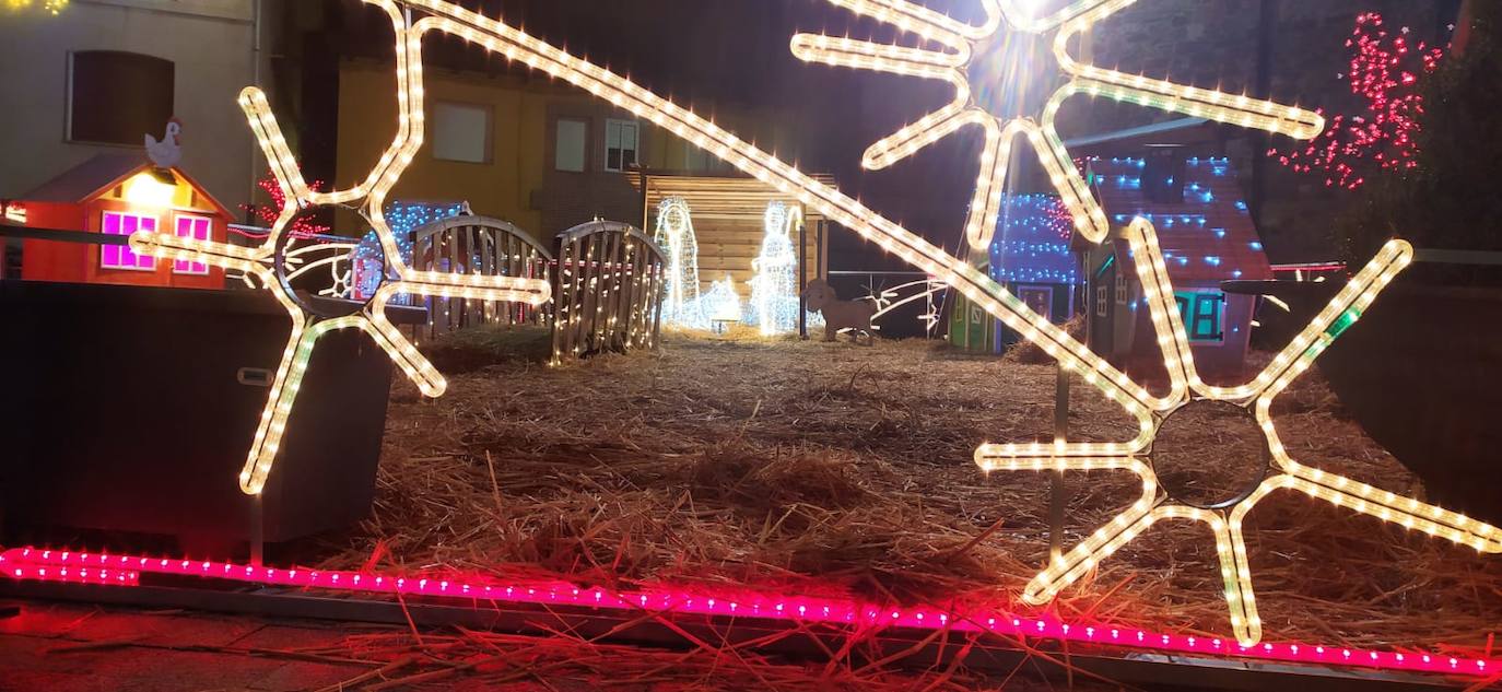 El alcalde de Vigo felicita a Velilla del Río Carrión por su iluminación navideña