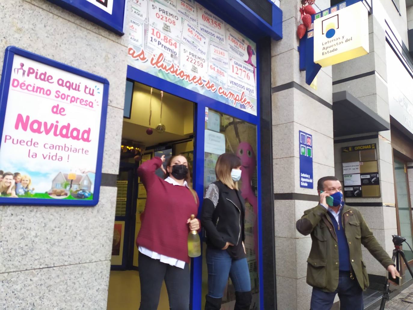 Un quinto premio de la Lotería de la Navidad salpica Burgos y Miranda