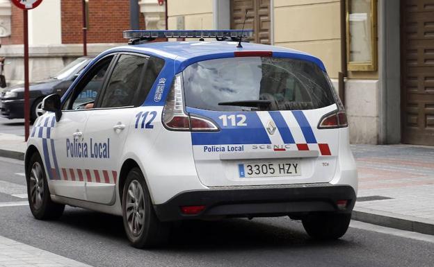 Cinco sancionados por bailar sin mascarilla en un bar de Palencia en Nochebuena