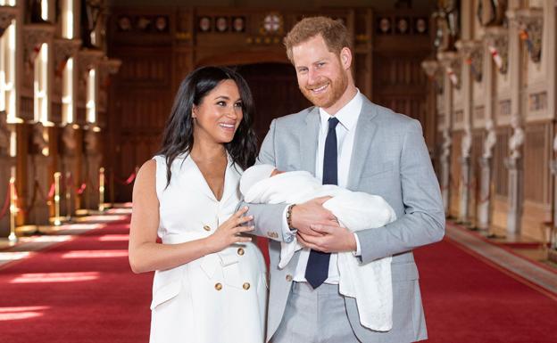 Archie, el hijo de Harry y Meghan Markle, se convierte en el protagonista del primer podcats de sus padres